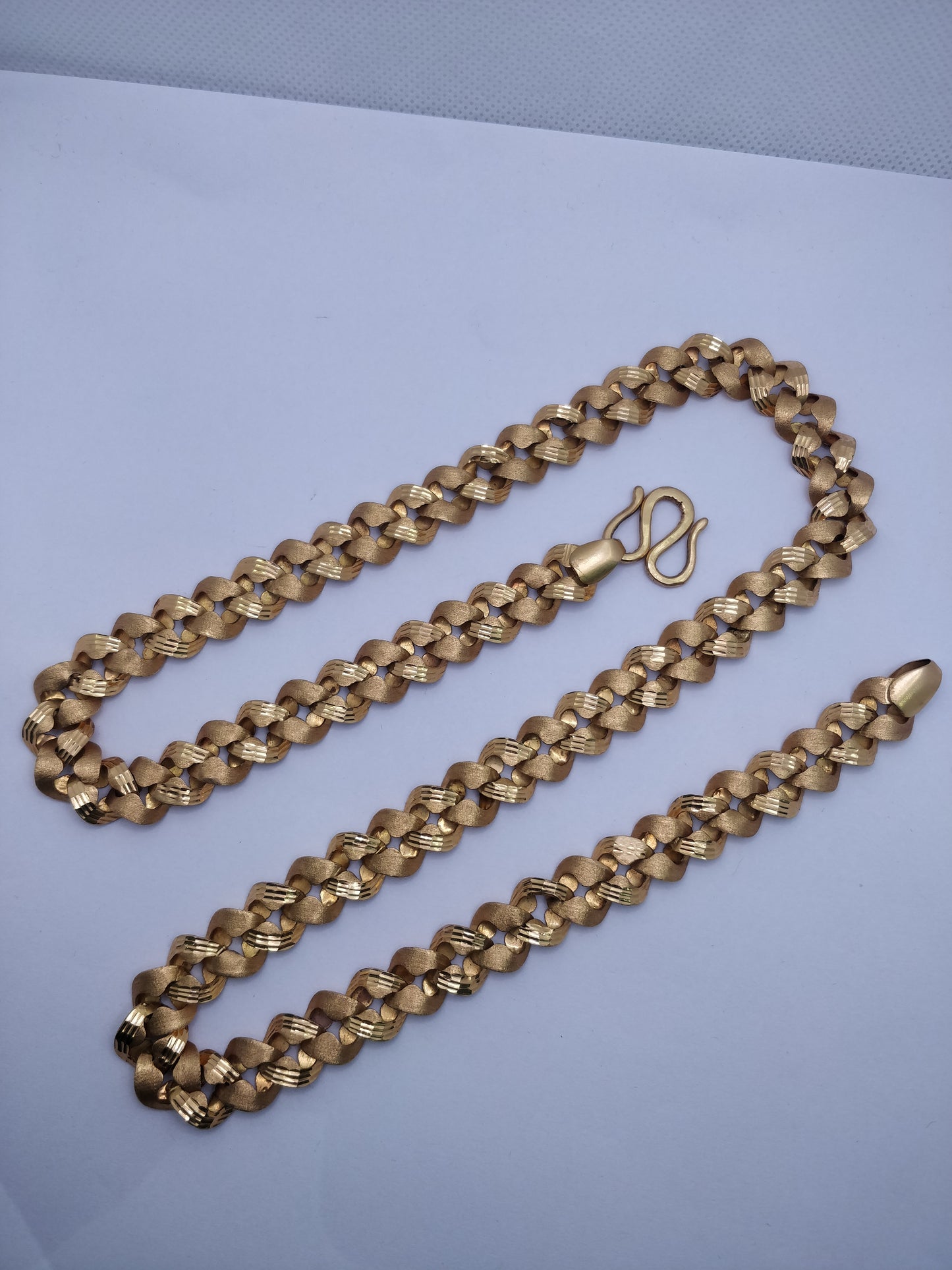 Royal Matte Cuban Gold Chain | Purity 22 Carat | Weight 54.5G
