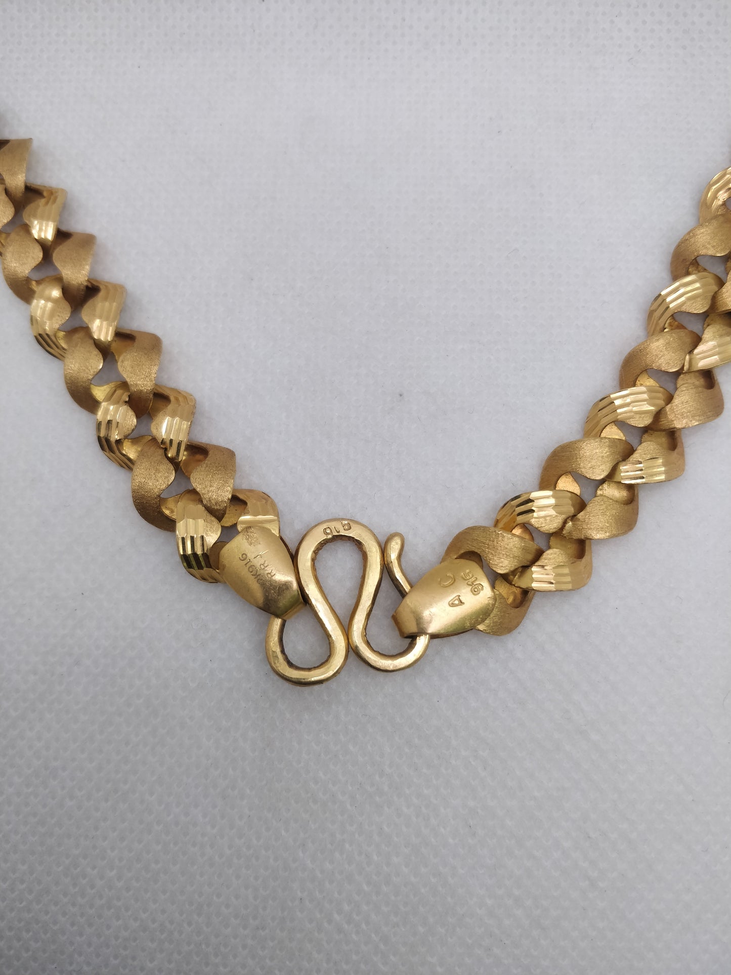 Royal Matte Cuban Gold Chain | Purity 22 Carat | Weight 54.5G
