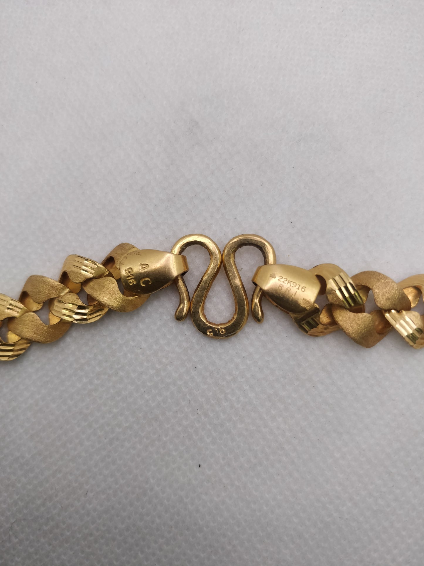 Royal Matte Cuban Gold Chain | Purity 22 Carat | Weight 54.5G