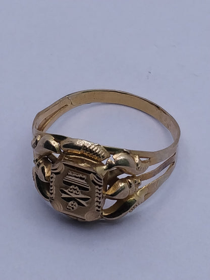 Minimal Gold Ring with Elegant Design | Purity 18 Carat | Weight 2.61G